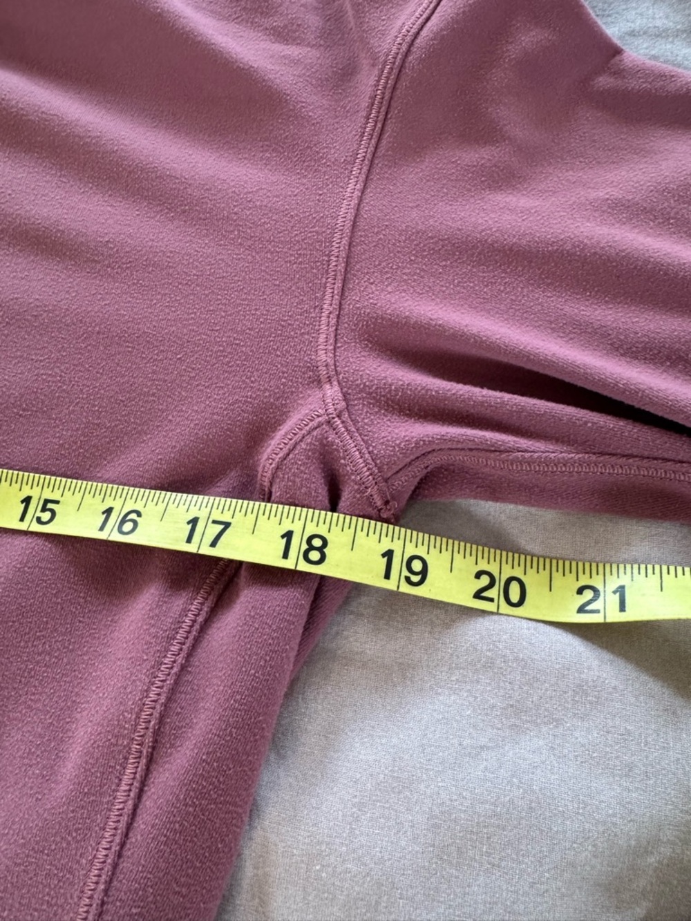 LULULEMON EUC CLOSE TO CROSSING LONG SLEEVE/ RULU/ Plumful - Picture 6 of 12